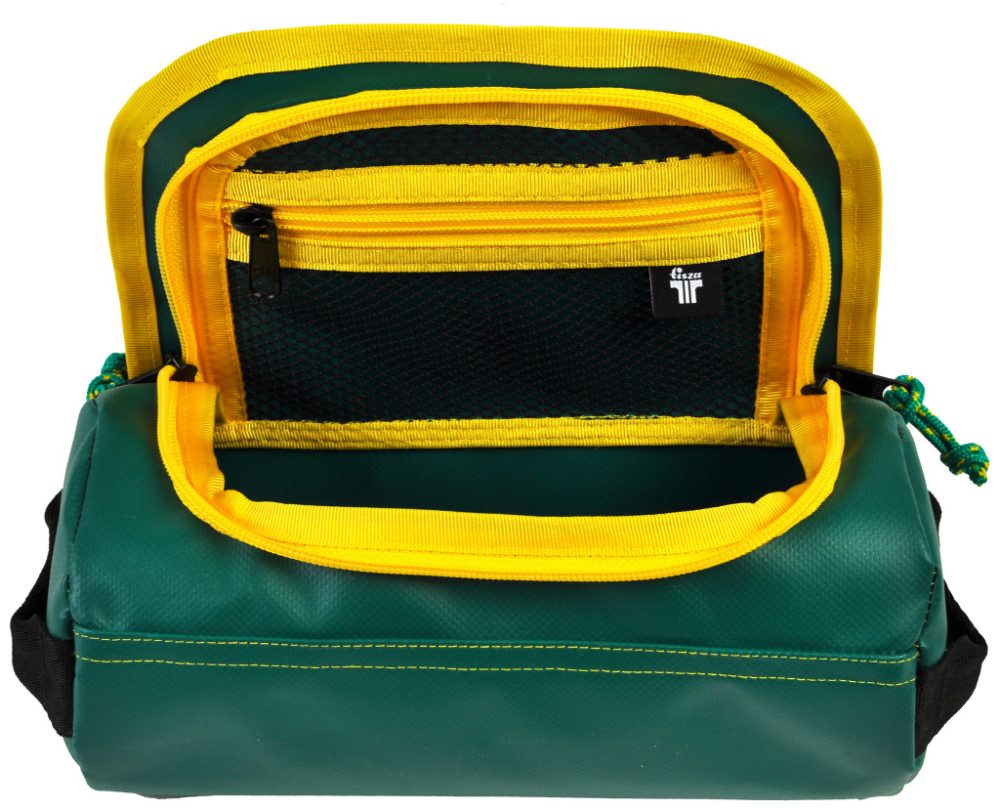 Toiletry bag- Green vinil