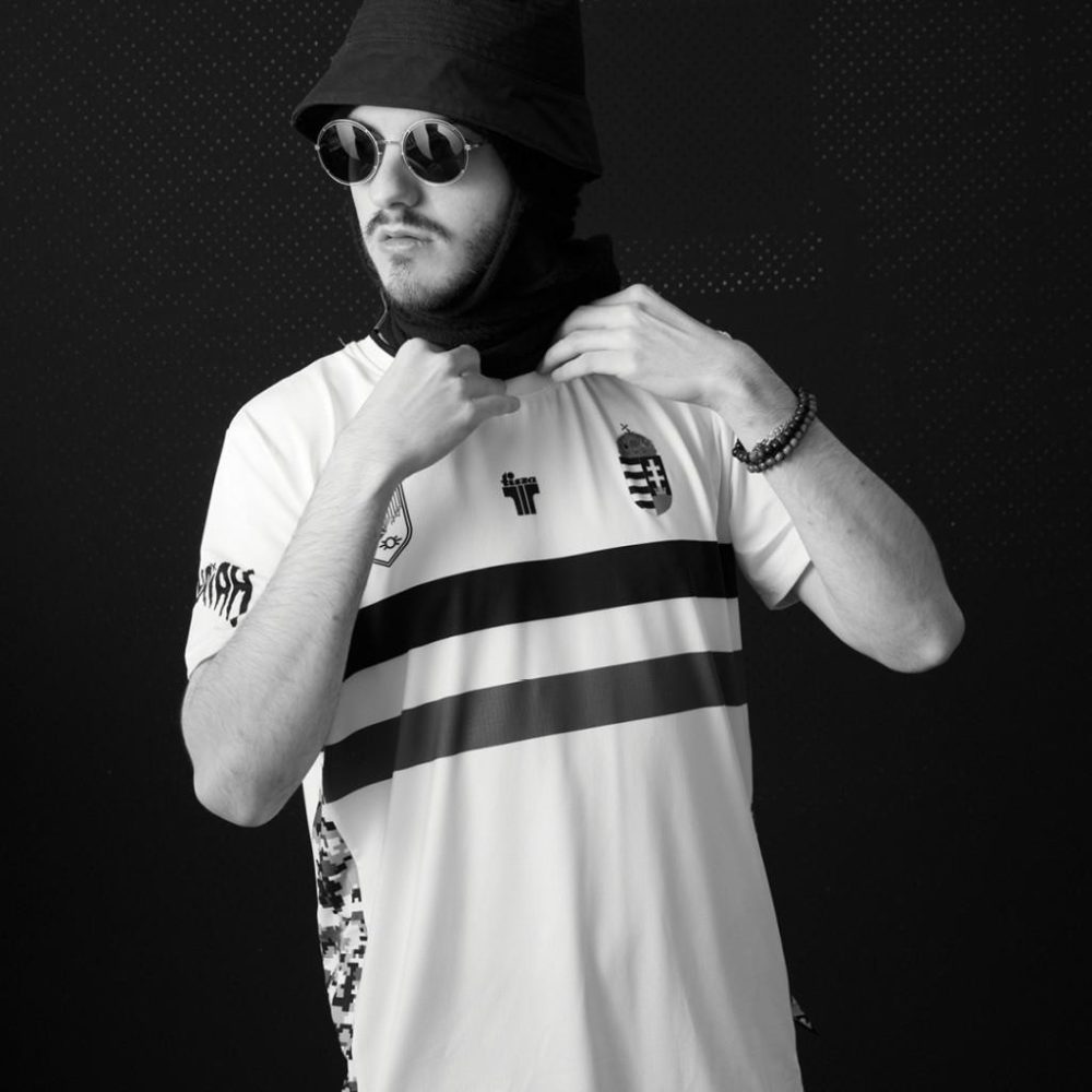 Azahriah T-shirt - XL