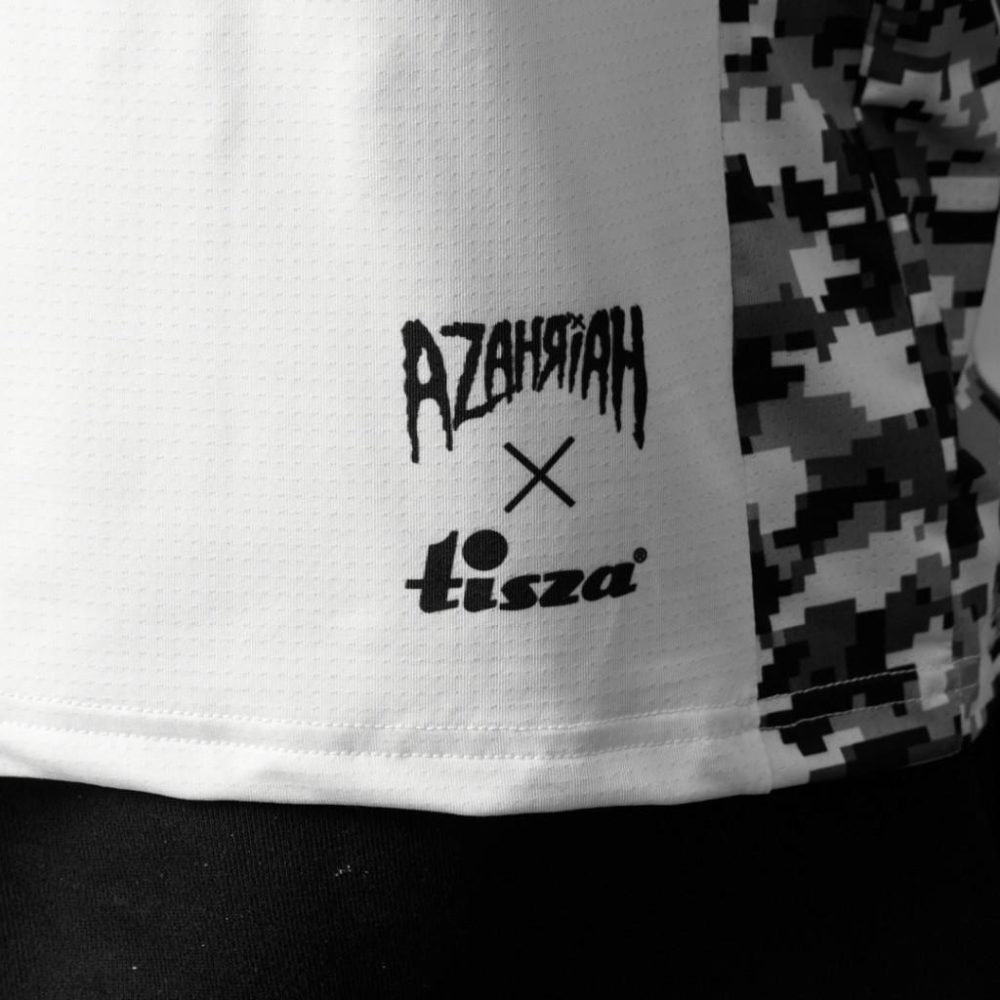 Azahriah T-shirt - XL