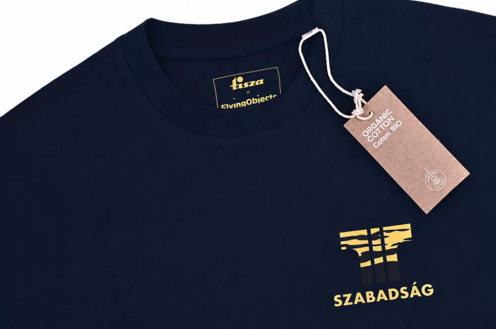 T-shirt Szabadság