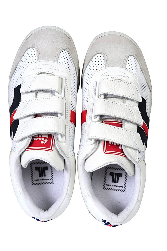 Compact Delux - White-classic perforated