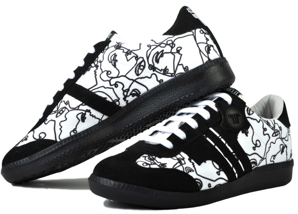 Compakt - ANNA AMÉLIE